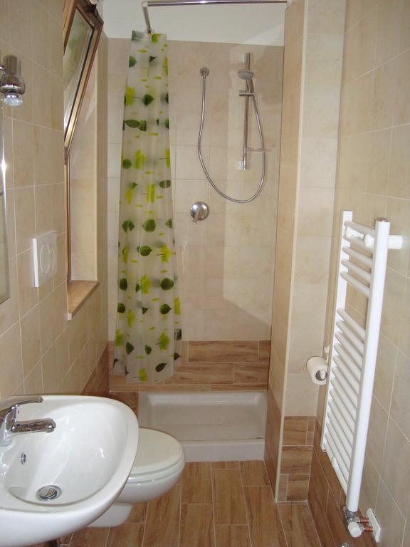 B&B Casa Ferrara Монополи Номер фото